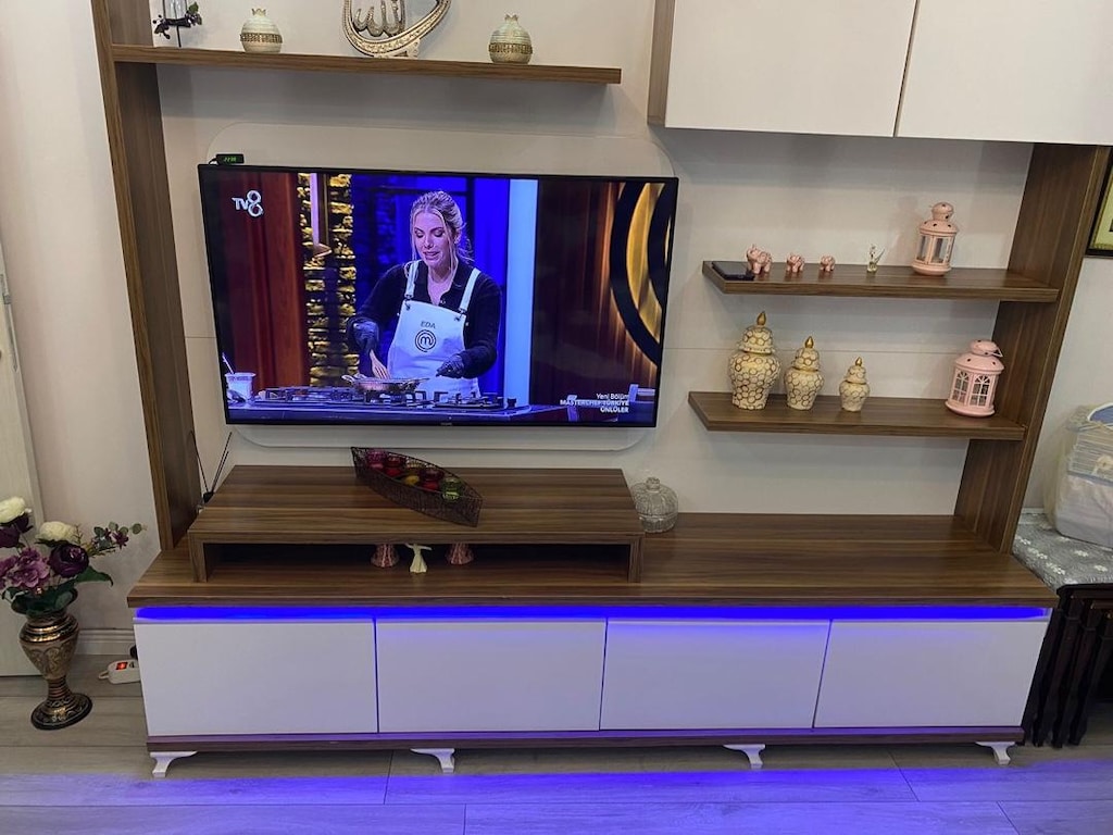 Ledli tv ünitesi acilllll satılık