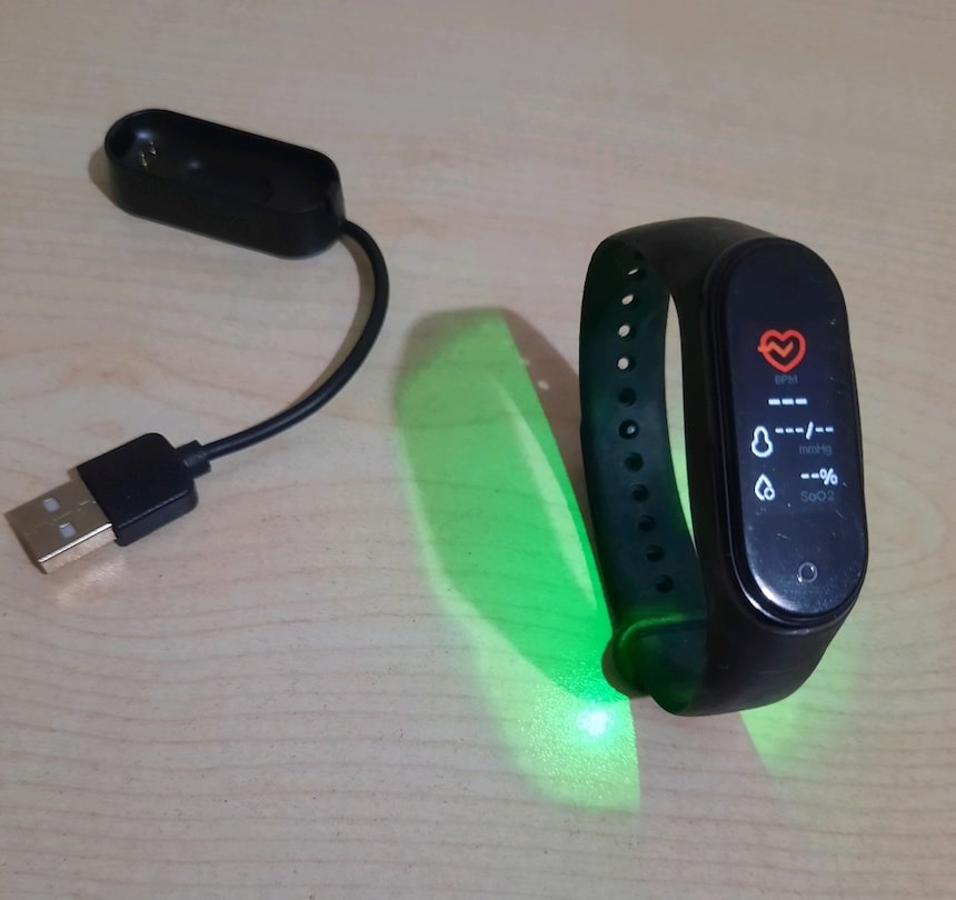 M4 Smart Band Akıllı Bileklik - Şarj Kablosuyla Birlikte - 3