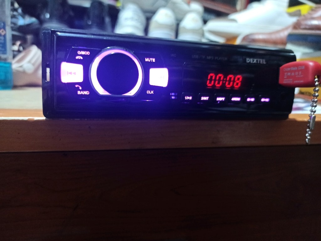 sıfır ayarında USB AUX RADYO BULUTUT ÇİFT anfi çıkışlı oto teyp - 7