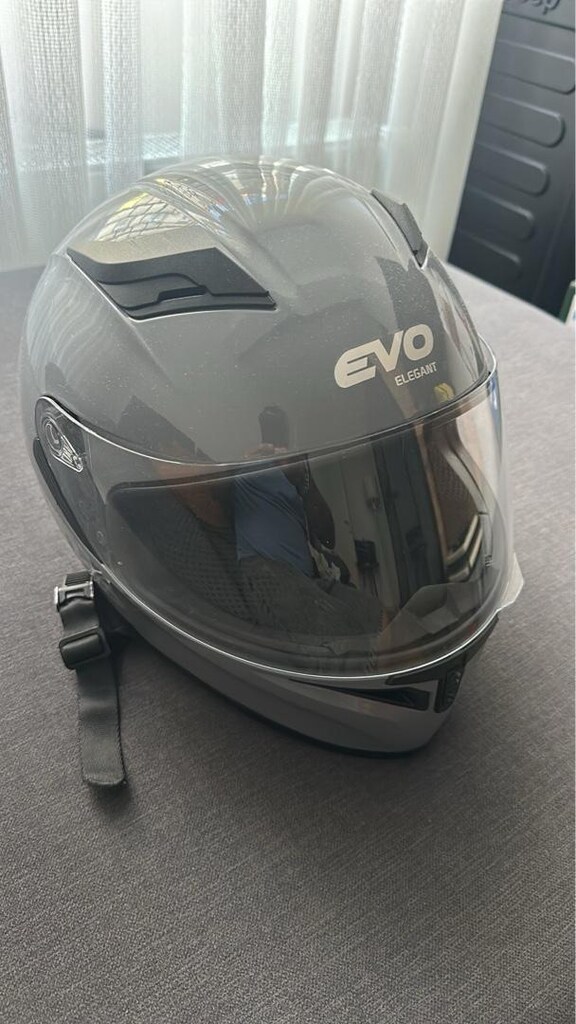 M Beden Evo Elegant Gri Renk Kapalı Kask - 4