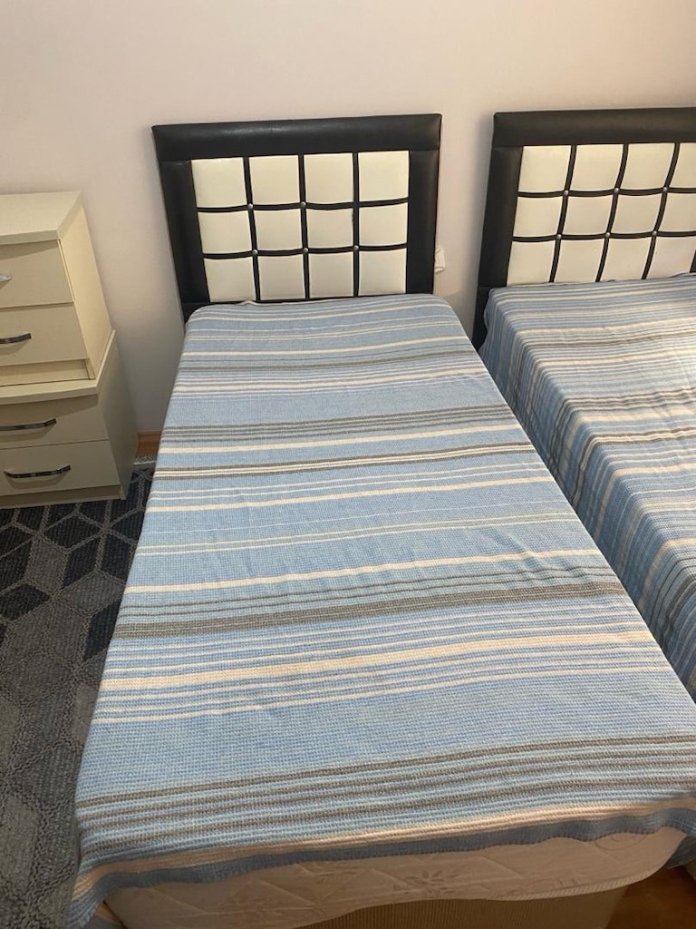 2 Adet 90x190 Tek Kişilik Baza - Temiz Kullanılmış - 5