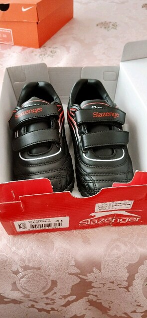 cocuk 31numara slazenger markalı krampon