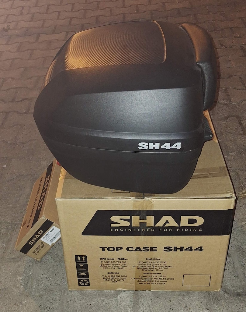 Shad SH44 + Çanta Sırtlığı - 3