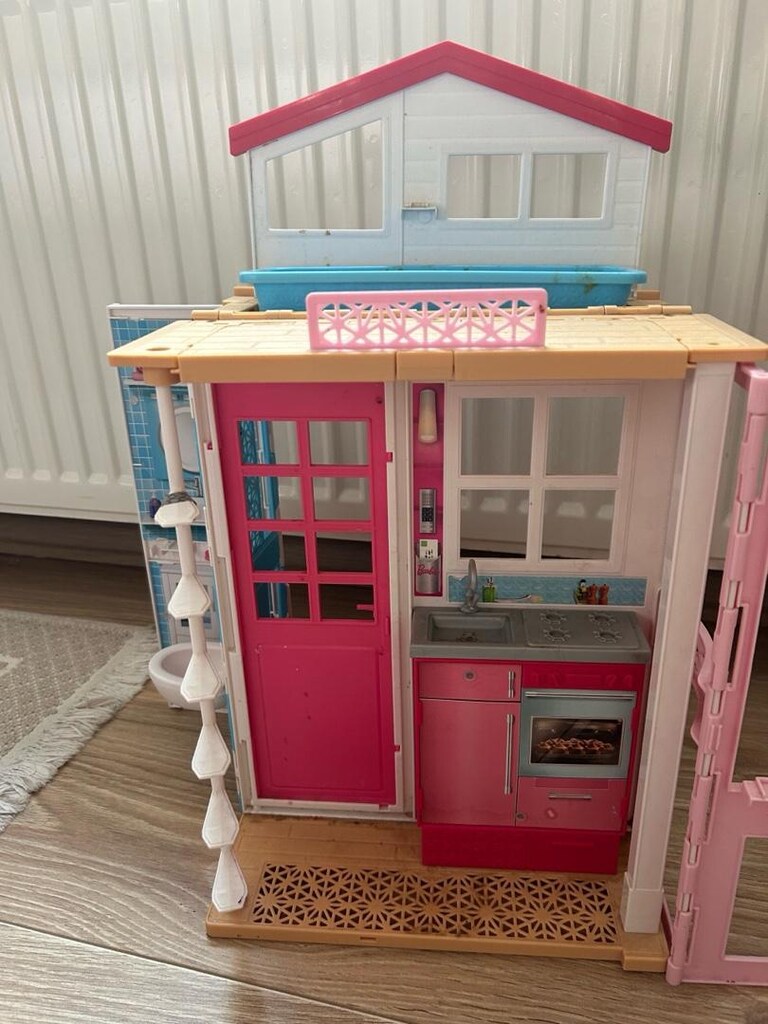 Barbie evi - 3
