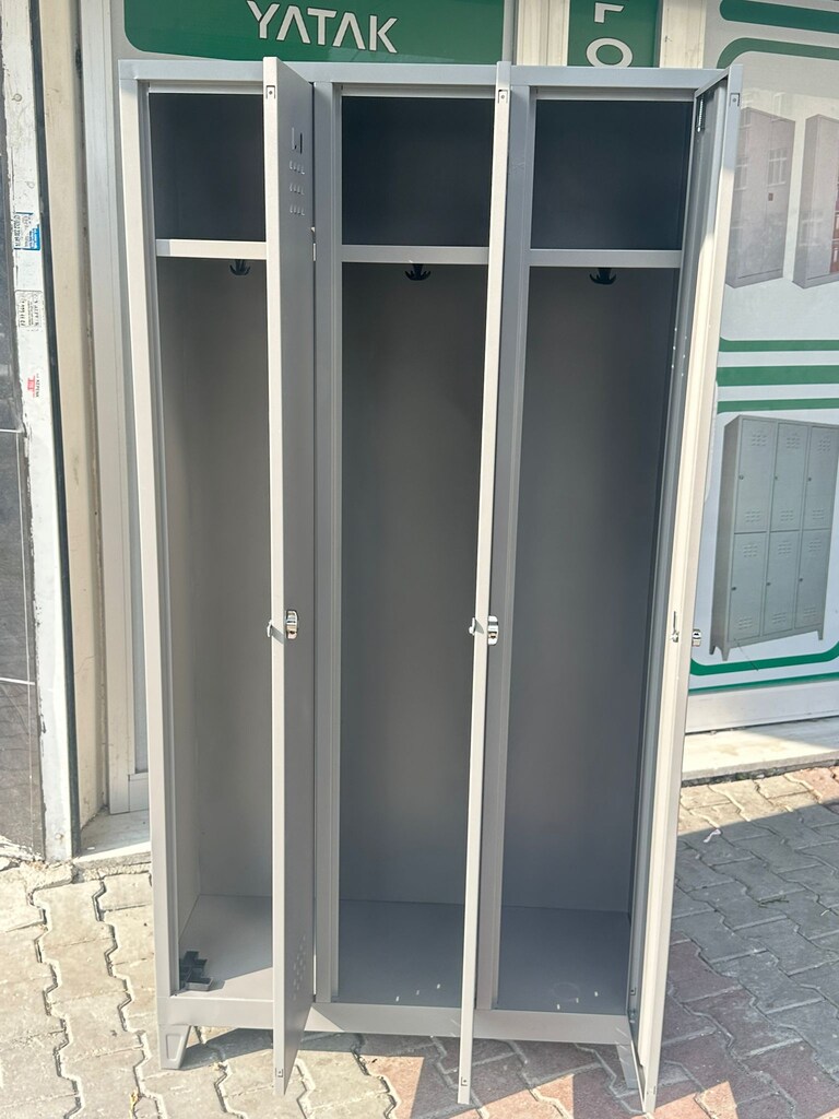 ÜÇ KAPAKLI PERSONEL ELBİSE DOLABI METAL YAPIM - 2