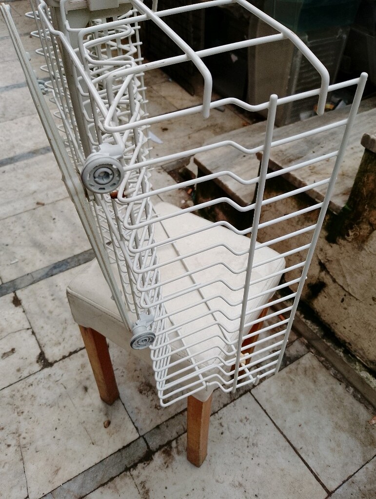 Arçelik 3502 model bulaşık makinesini iç sepeti - 2