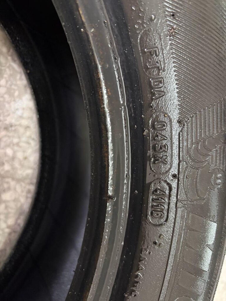 195x60x15 Michelin lastik - 3