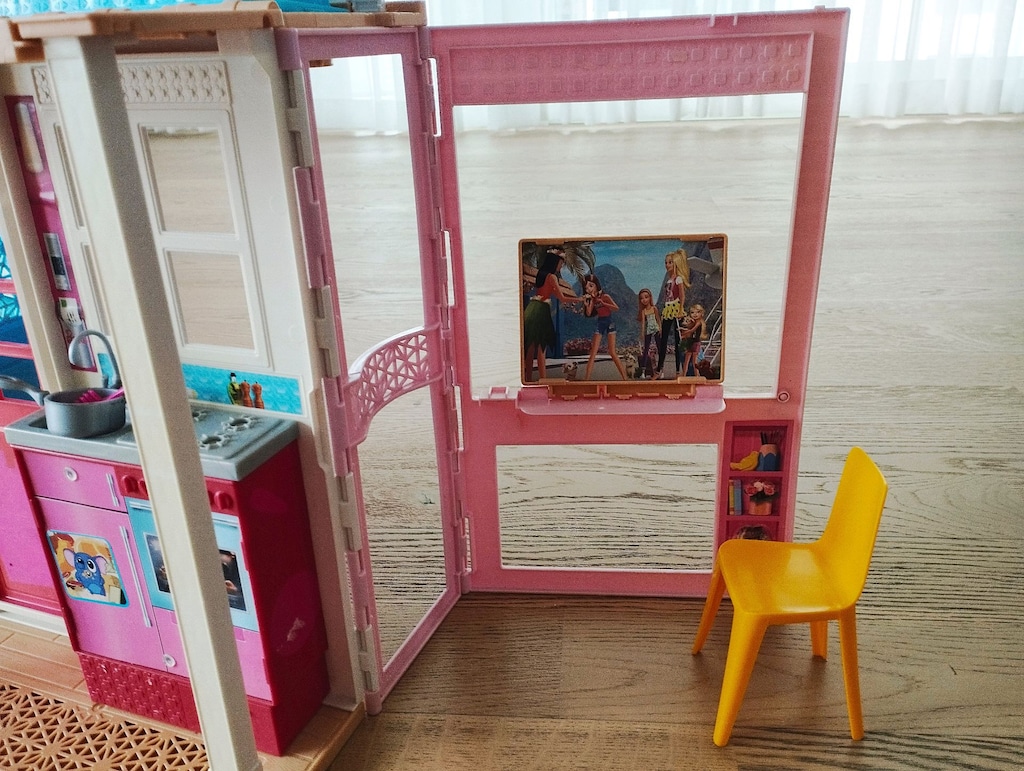 Barbie’nin portatif evi + Evcil hayvanı - 4