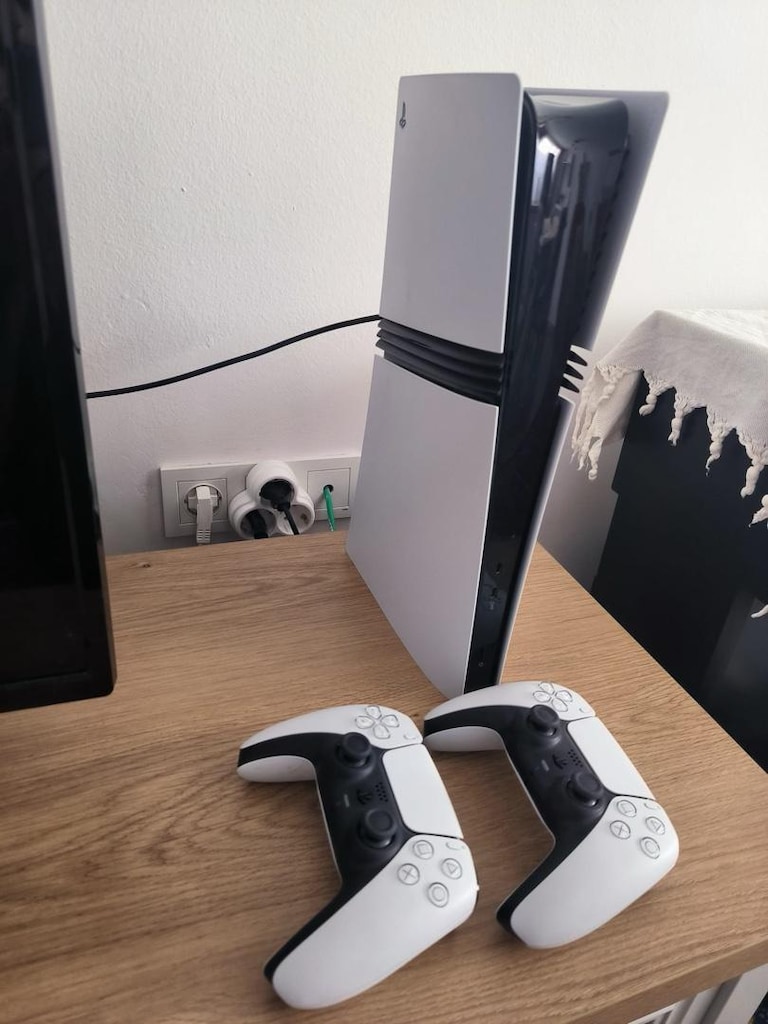 ps5 pro 2tb - 3