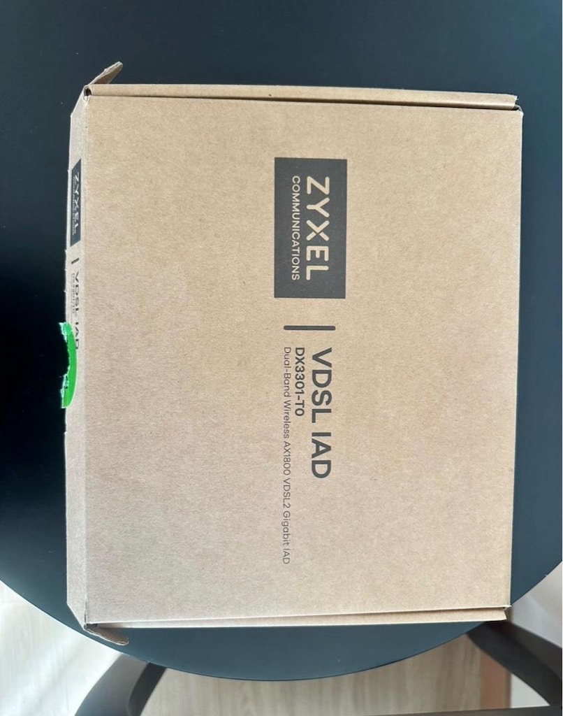 ZYXEL modem - 3