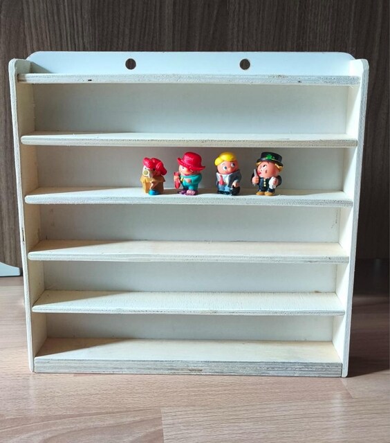 Oyuncak Rafı