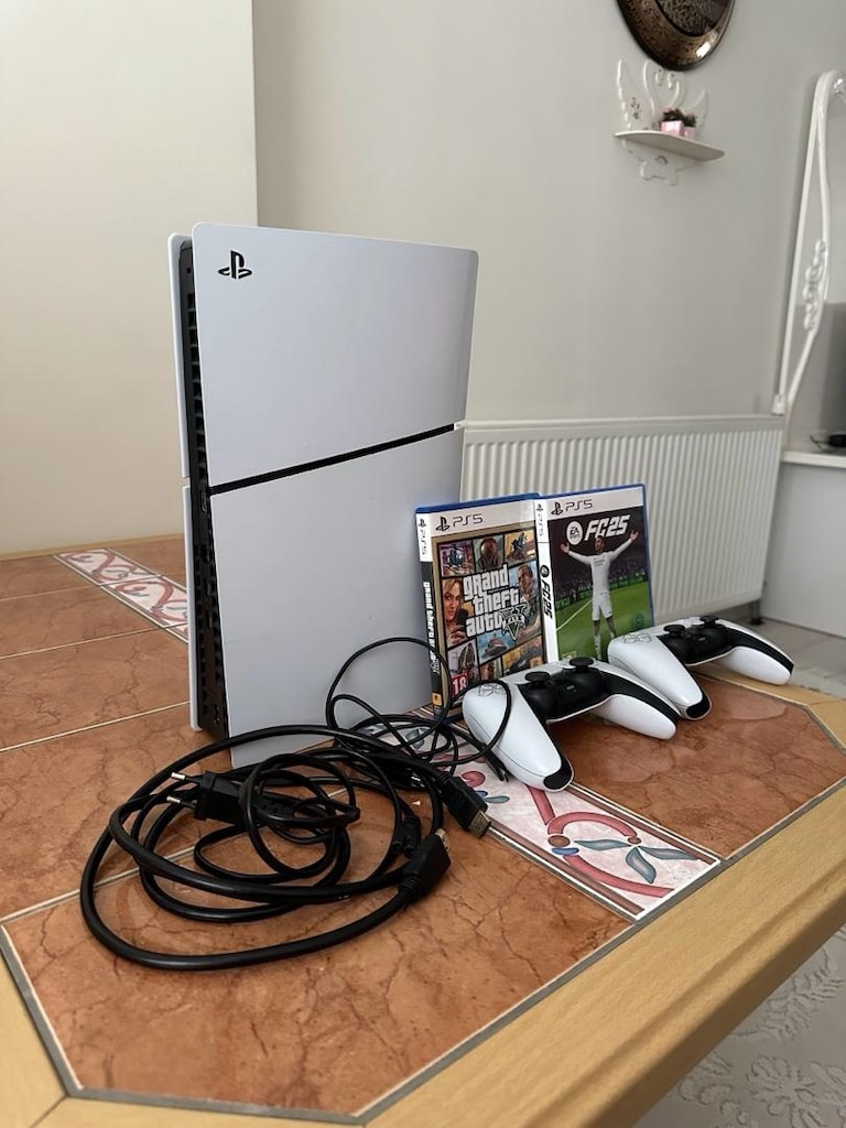 Ps5 Slim+Çift Kol+Fifa26+Fifa25+Gta5+WWE - 3