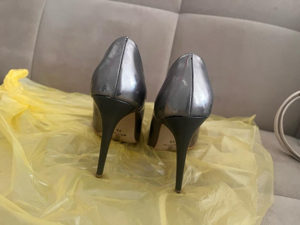 Gümüş stiletto ayakkabı - 3