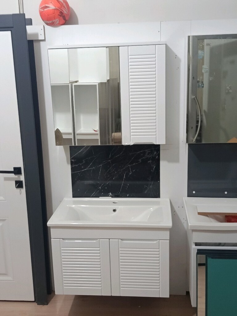 DUVARA ASMALI ULTRA BALON KAPAK BANYO DOLABI - 18