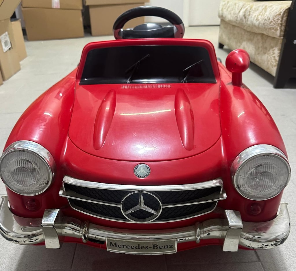 Mercedes 300SL lisanslı akülü araba (3-6 yaş)