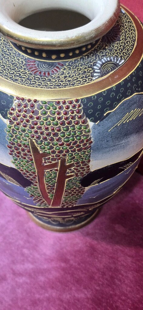 eski japon satsuma tarzı altın yaldızlı fügürlü vazo - 4