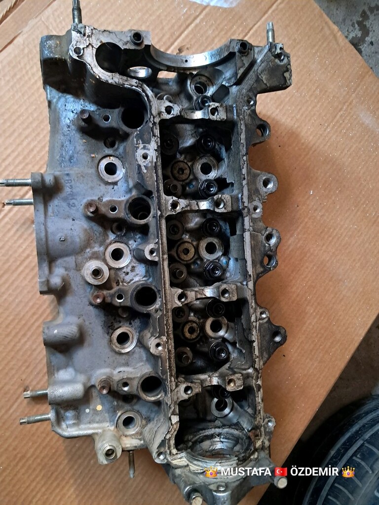 TOYOTA AURIS ÜST SİLİNDİR KAPAĞI ORJİNAL STANDART - 4
