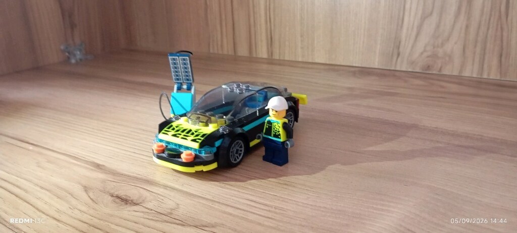 Elektrikli araba lego - 3