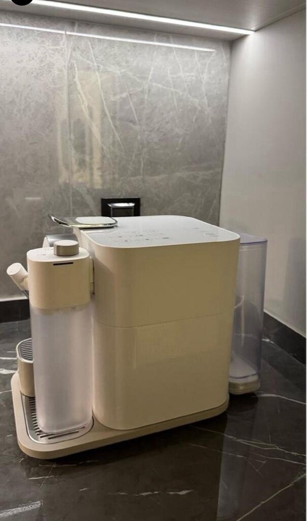 Nespresso F541 Gran Latissimia Kahve Makinesi - 3