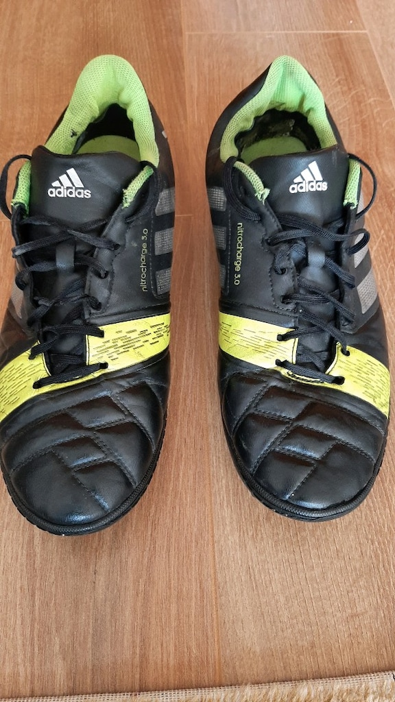 orjinal adidas 47 numara halı saha - 5