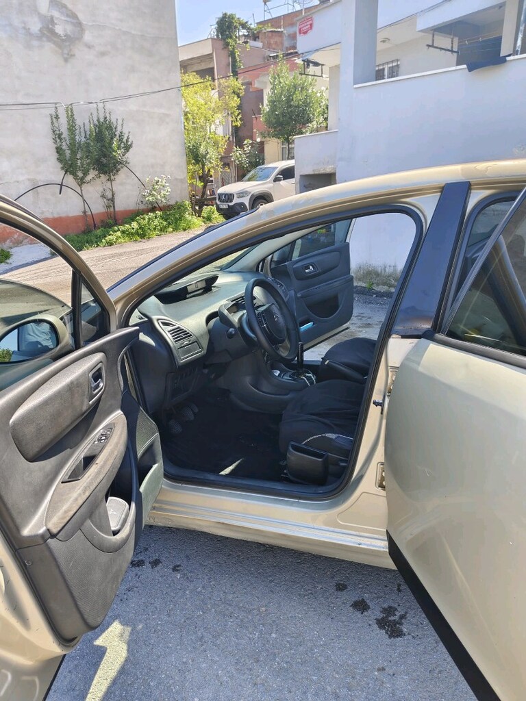 Citroen C4 - 11
