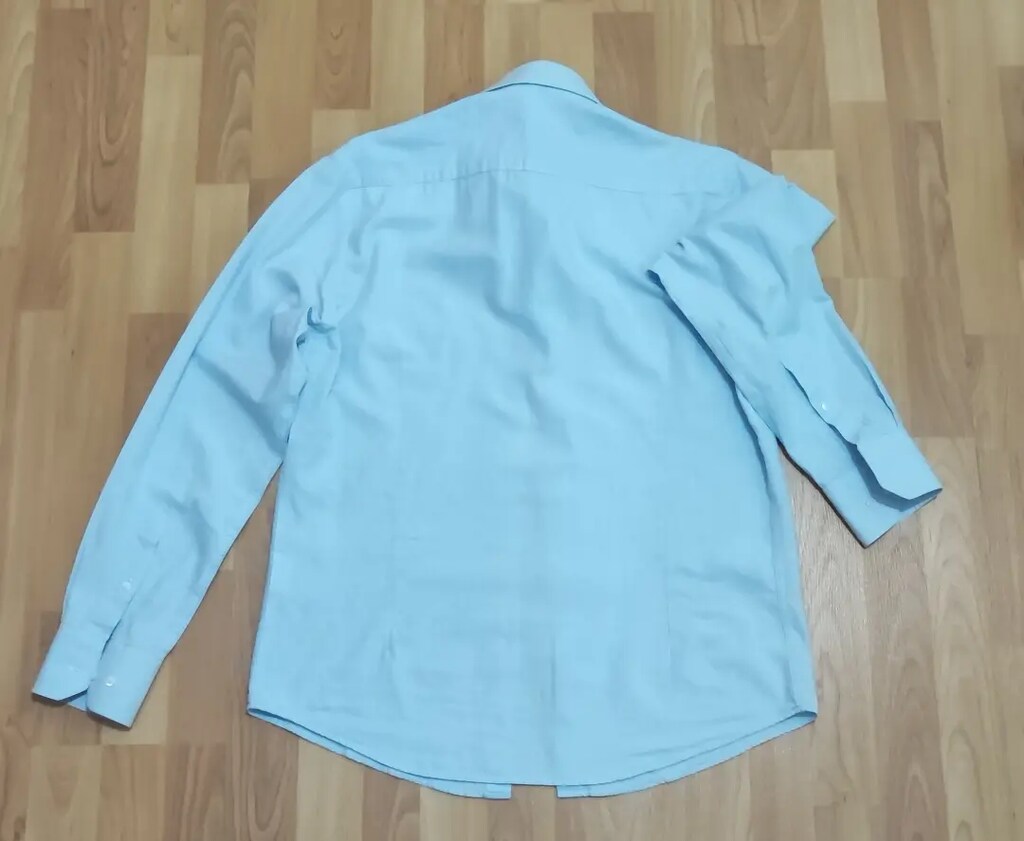 AVVA L beden erkek gömlek

Slim fit
Gizli ön düğmeler
Spor şık - 2