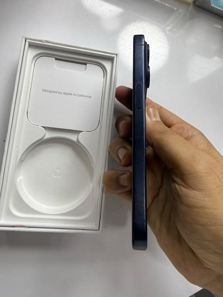 İPHONE 15 PRO 512 GB - 8