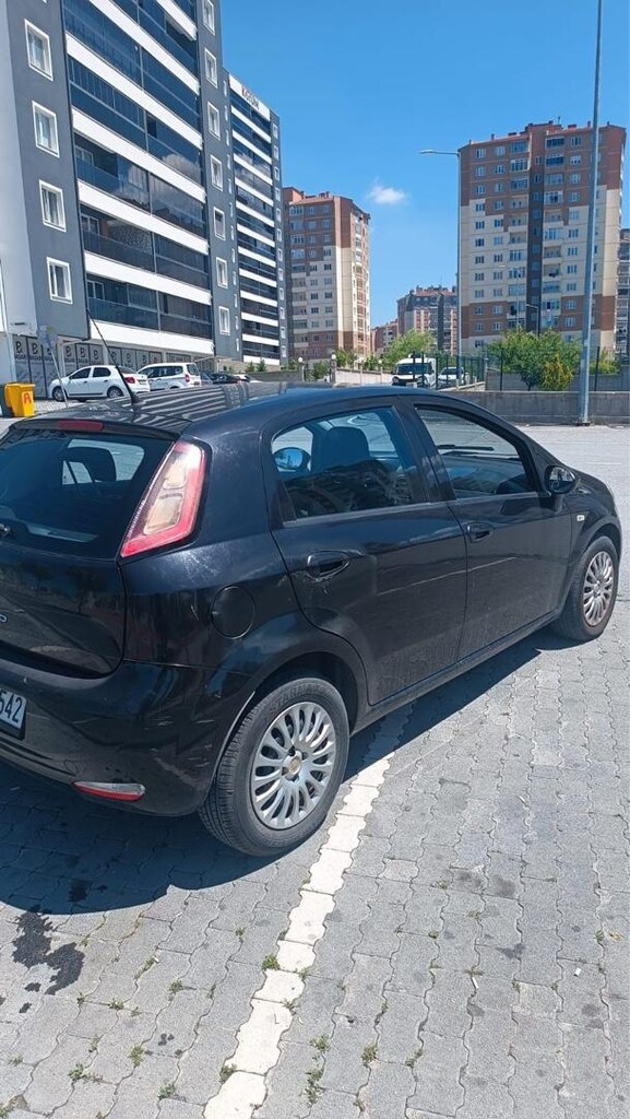 2013 model fiat punto orjinal km - 2