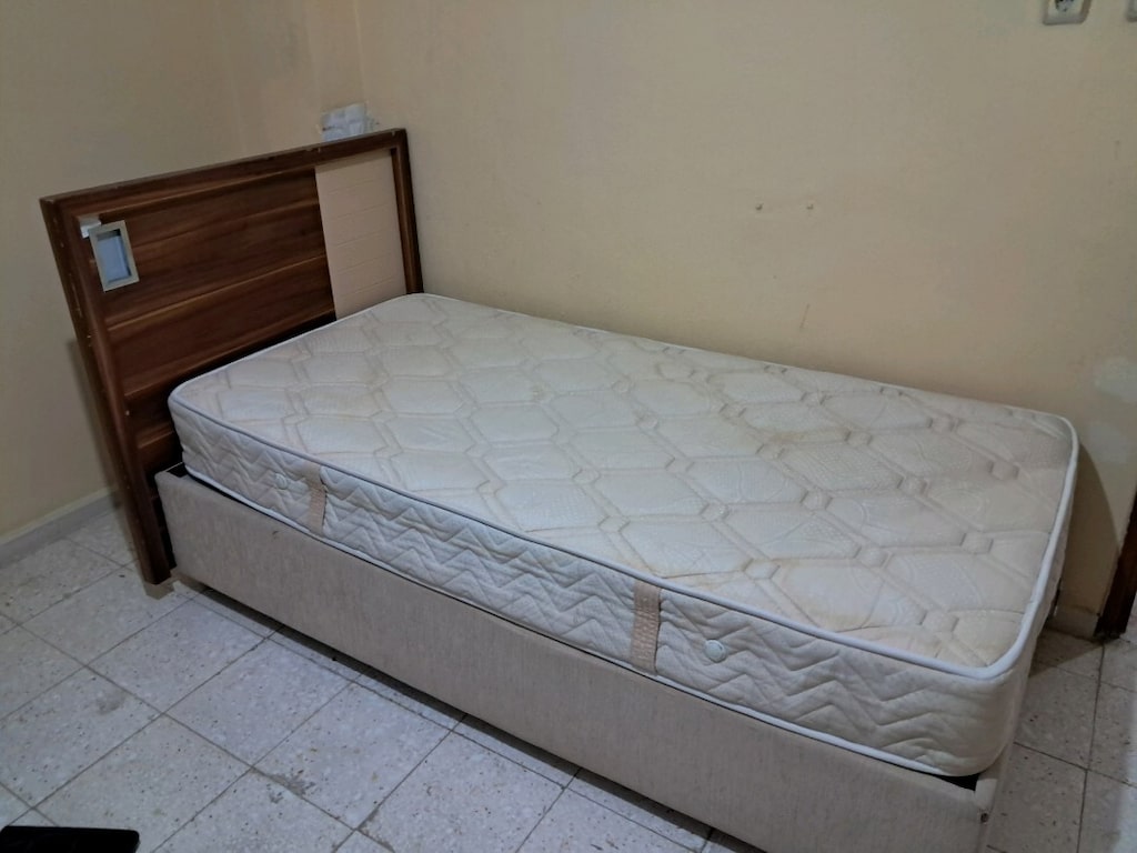 tek kisilik yatakli karyola acil satilik - 2