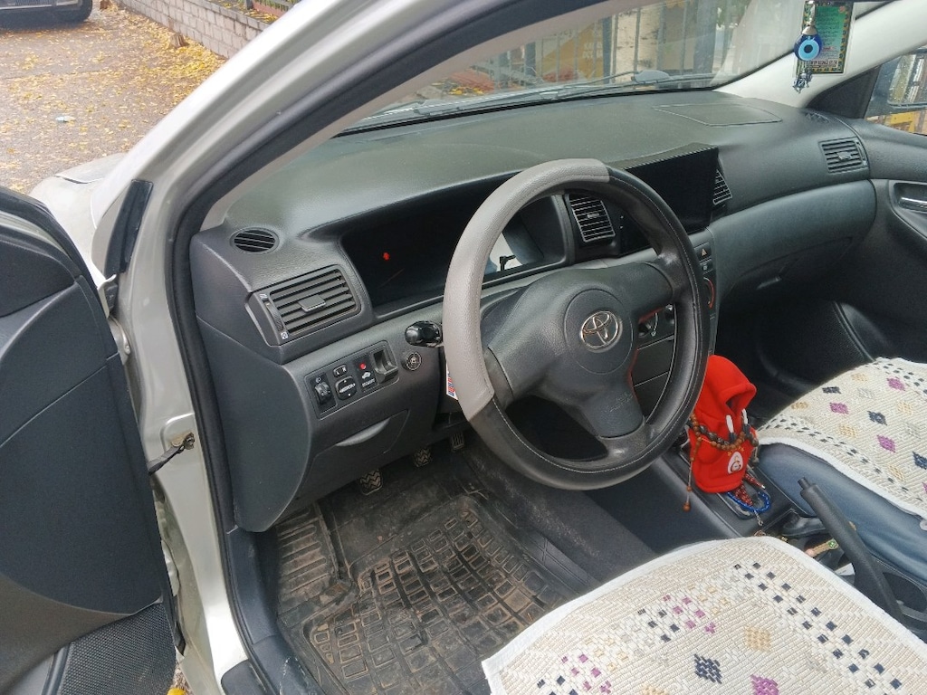 Toyota Corolla 1.6 - 6