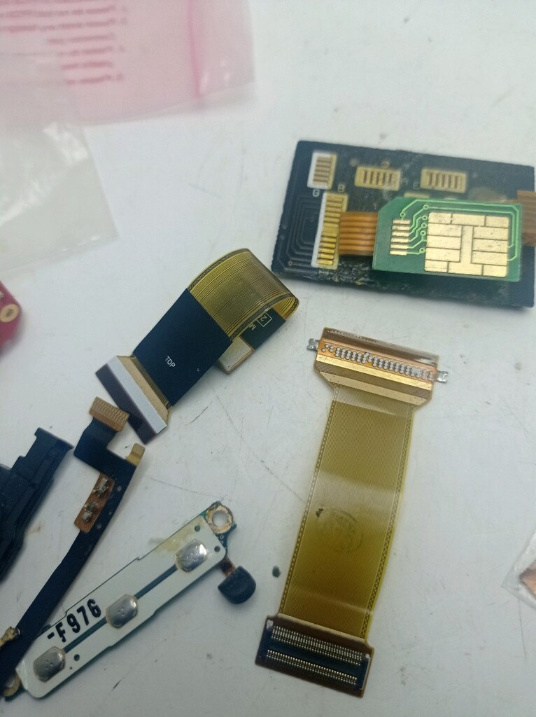 Eski Model Cep Parçaları - 8
