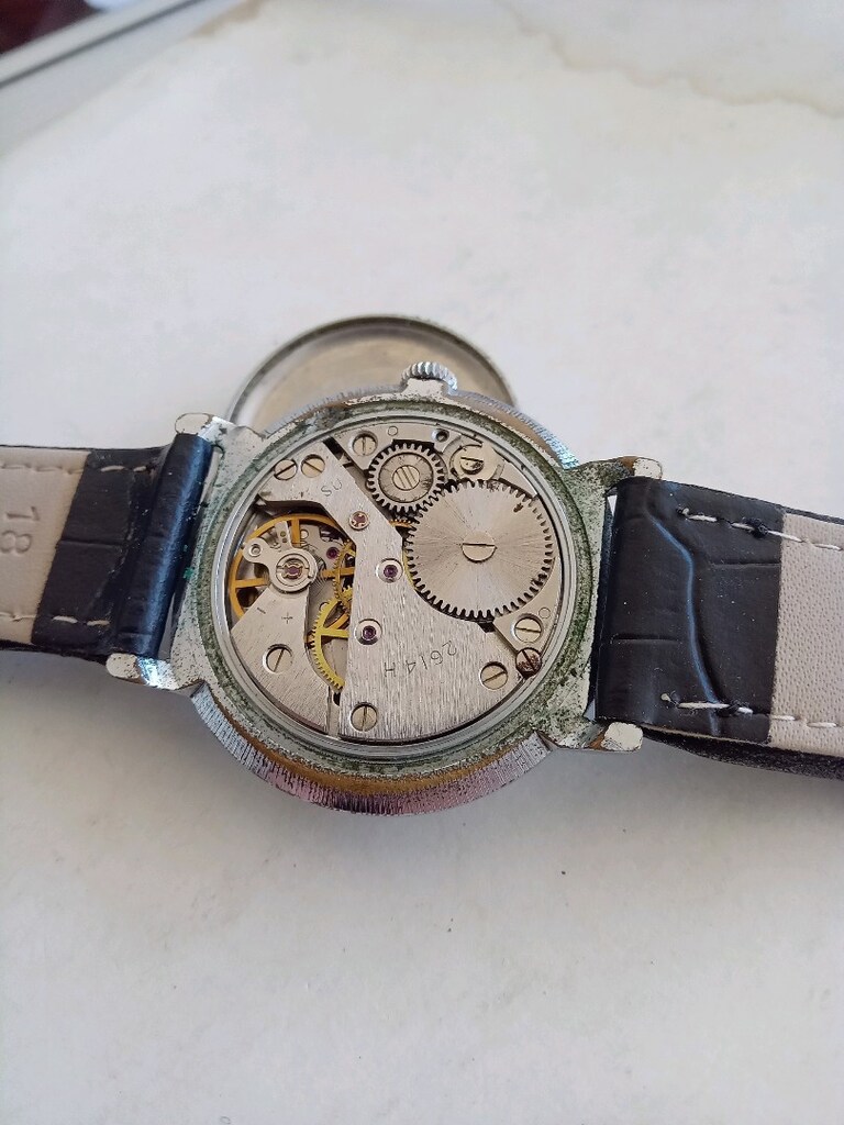 1976 imalı RAKETA KURMALI ERKEK & BAYAN KOL SAATİ - 5