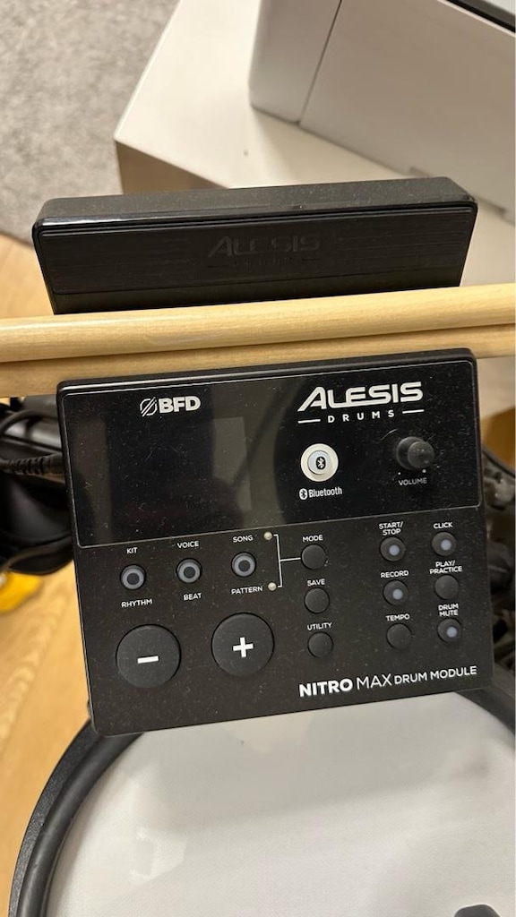 Alesis Nitro Max Elektronik Davul – Çok Az Kullanıldı, Tertemiz - 5