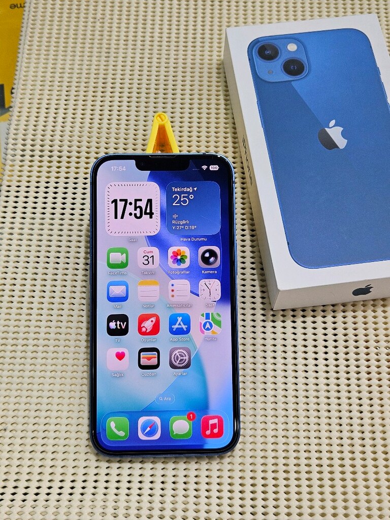 iPhone 13 Mavi 256 GB - 2