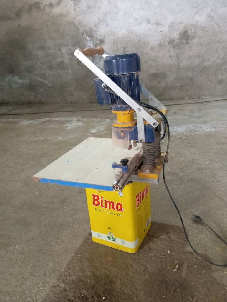 Satılık Kesme Makinası Ve Kapak Açma Makinası - 3