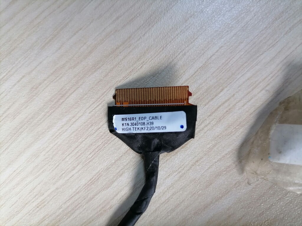 MSI GF63 (MS16R1) serisine ait bir ekran flex kablo. K1N-3040108 - 5