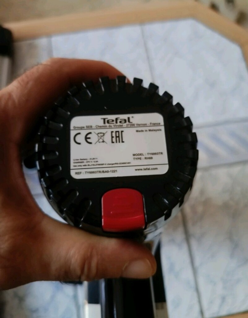 Siyah Kablosuz tefal jarzlı Dikey Elektrikli Süpürge - 6