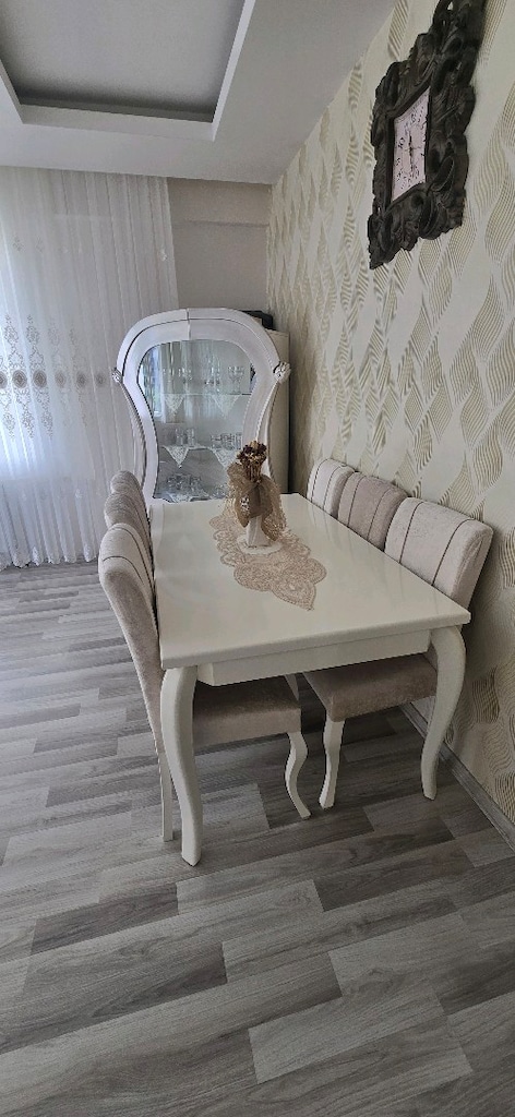 yemek masası ve vitrini - 13