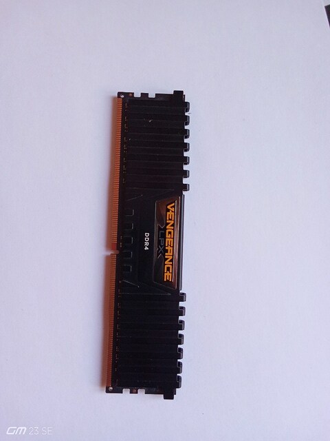 8 GB DDR4 2400 MHz Masaüstü RAM Vengeance