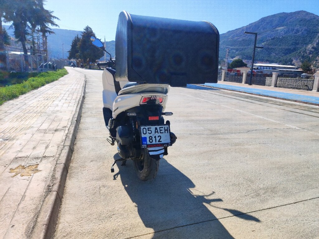 Sorunsuz, titreşimsiz Mondial Strada 125 - 5