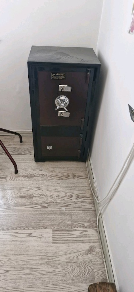 komple satilik ofis malzemeleri - 2