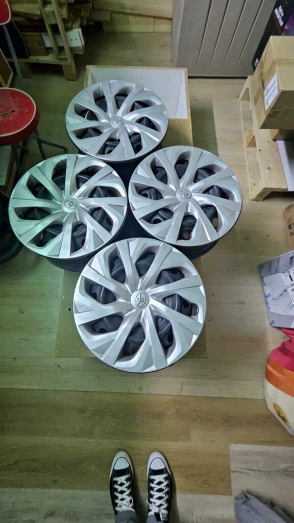 Toyota Corolla 2016 Sedan 16 inç jant - 4
