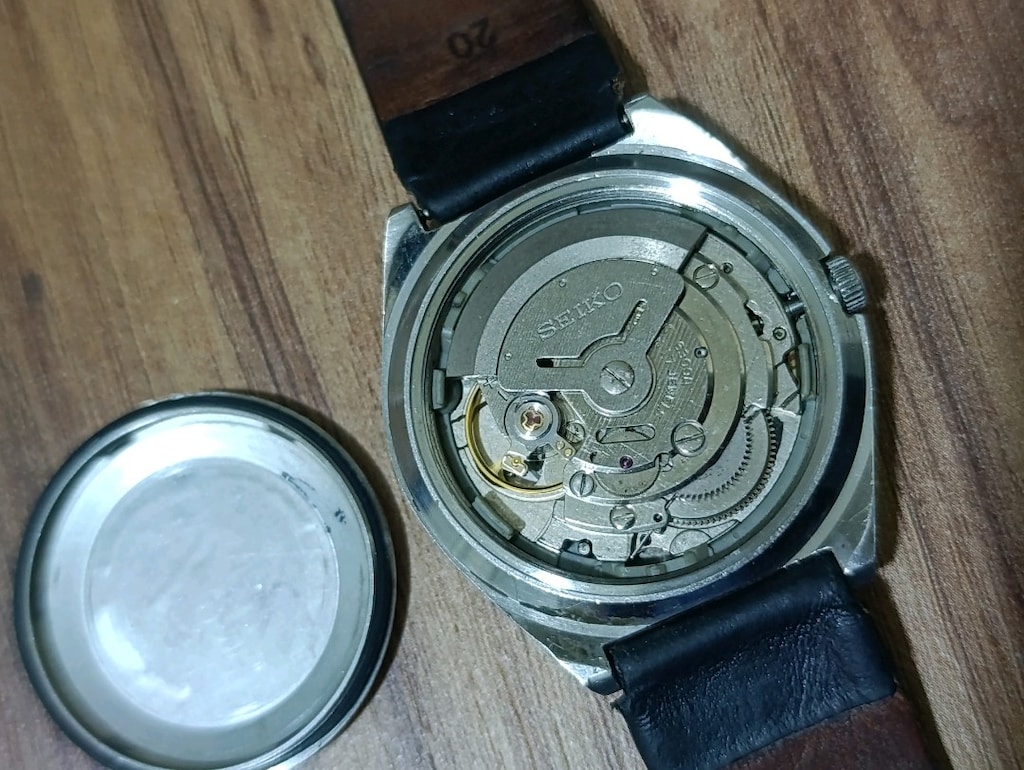 seiko5 otomatik lacivert kadran - 4