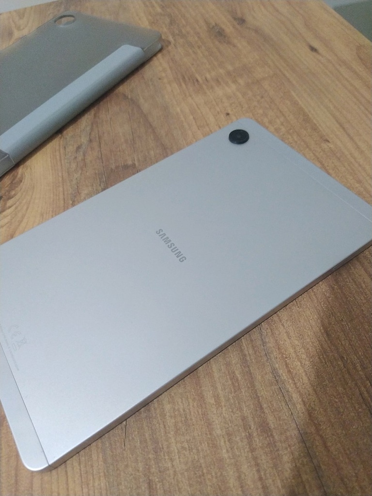 Samsung Tablet A9 - 3