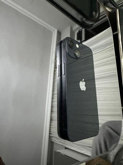 iPhone 13 (TR, 1 yıl garanti)