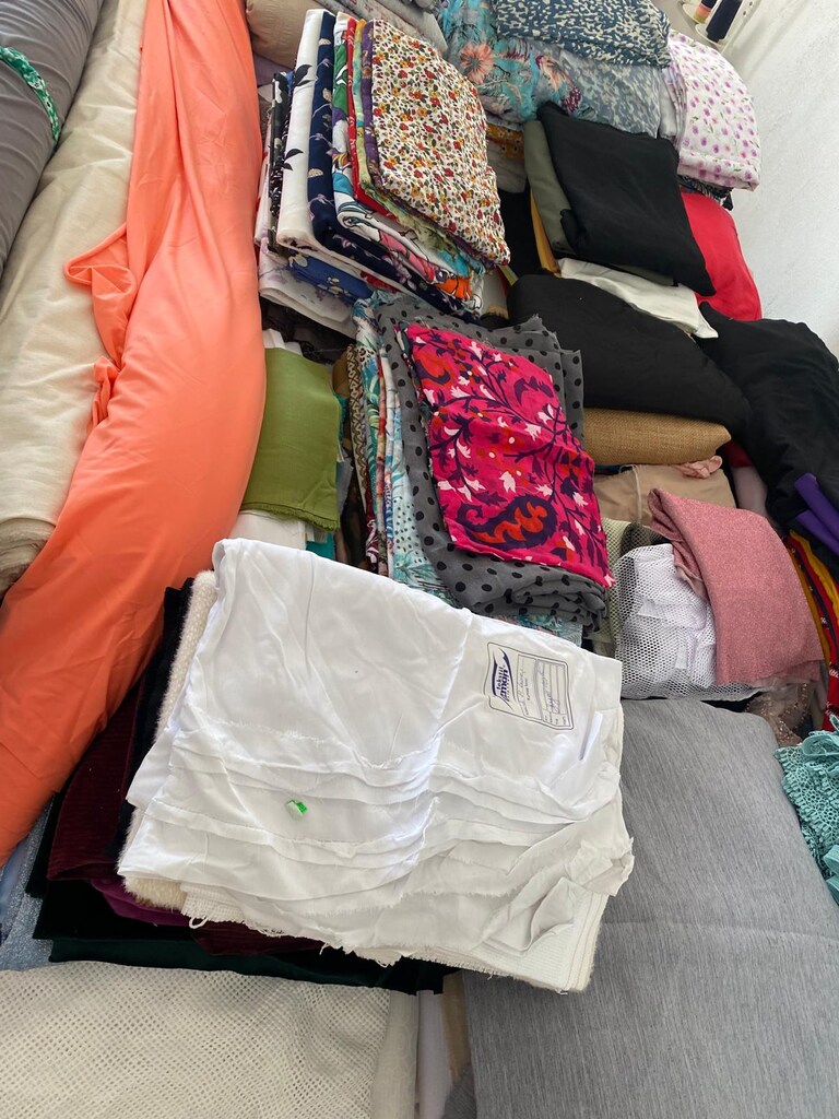 Toplu Kumaş Stoğu Satılık, Desenli ve Düz Kumaşlar, Rulo Kumaş - 3