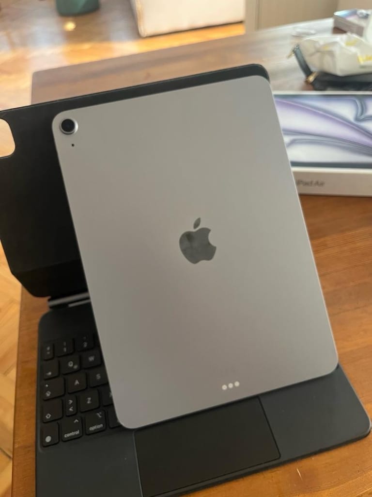Apple iPad Air 11” M3 128 GB – Garantili – Magic Keyboard hediyeli - 2