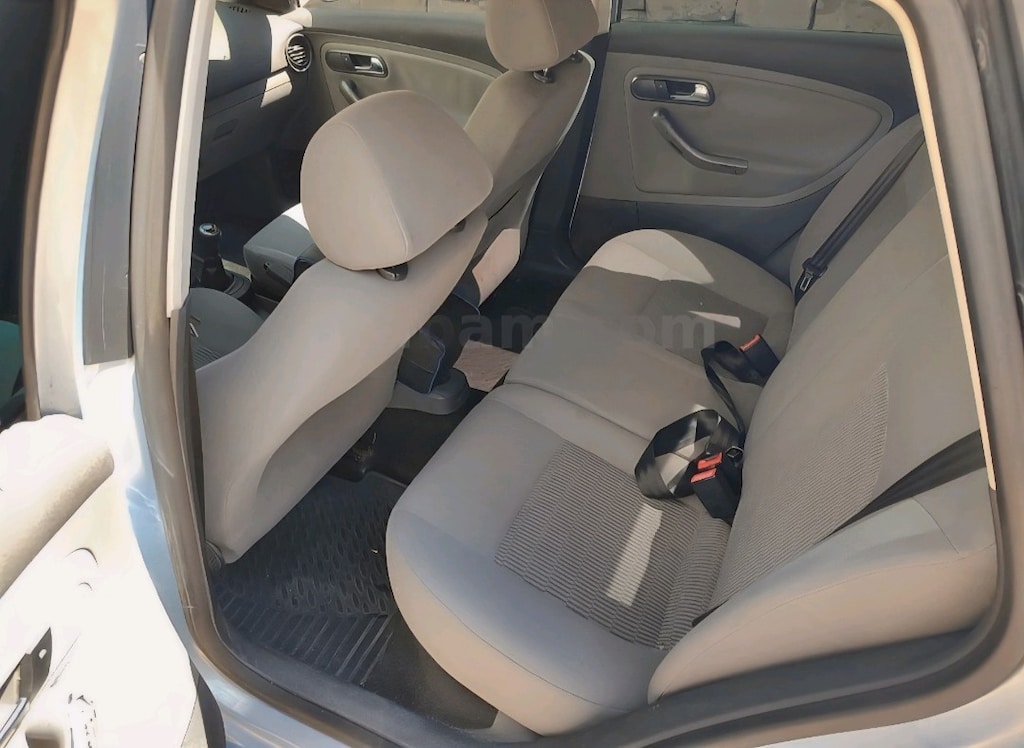 Sahibinden değişensiz masrafsız Seat Cordoba 1.4 TDİ Signo dolu paket - 5
