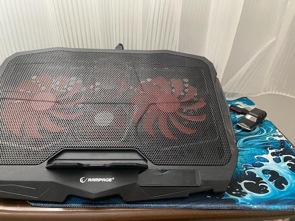 HP PAVILION - 3