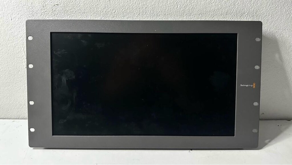 Blackmagic Design SmartView HD 17" SDI Rack Monitör - 2